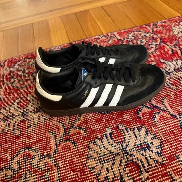 adidas Samba OG shoes in black with white stripes - Picture 4 of 4